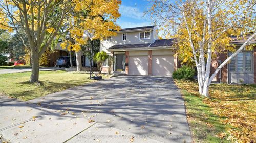 {{alt}} | Card Image