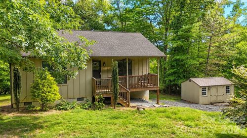 120 Barefoot Ridge Dr, Marion, NC, 28752-4520 | Card Image