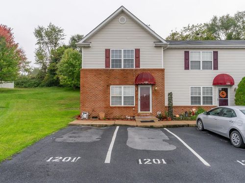 1201 Wordsworth Ct, HARRISONBURG, VA, 22802-4662 | Card Image
