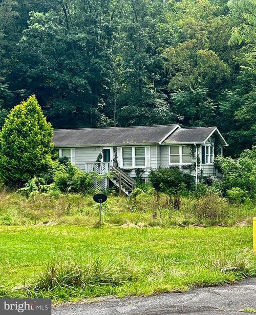 1513 Rosewood St, CUMBERLAND, MD, 21502-1003 | Card Image