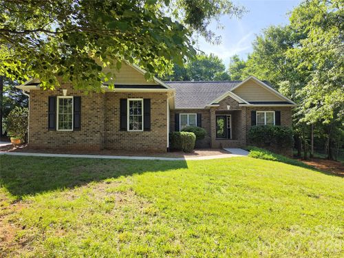 1773 New Star Dr, Newton, NC, 28658-8964 | Card Image
