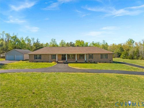 218 Landing Rd, Farmville, VA, 23901-8267 | Card Image