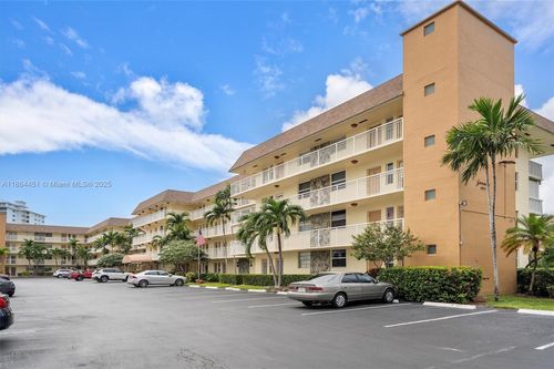 apt-202-1891 S Ocean Dr, Hallandale Beach, FL, 33009-7628 | Card Image