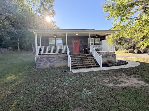 640 Bat Harbor Rd, Newport, TN, 37821-5737 | Card Image