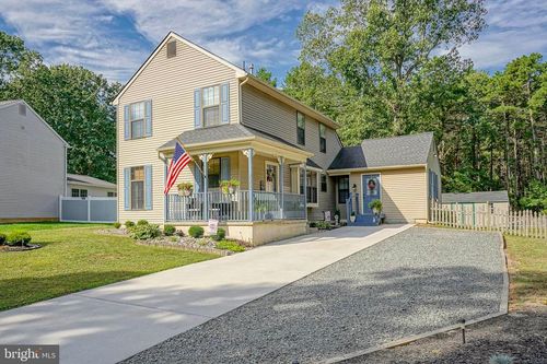 111 Baker Ave, ATCO, NJ, 08004-3027 | Card Image
