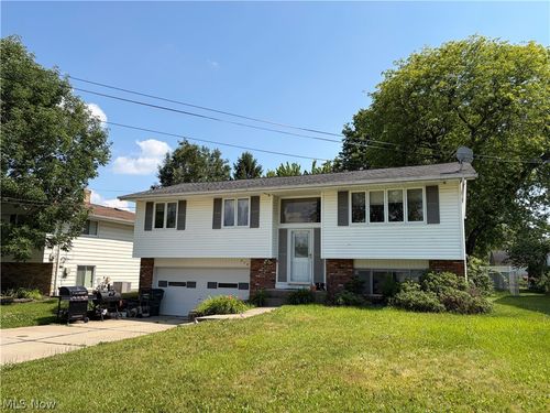 276 Kennedy Blvd, Northfield, OH, 44067-1257 | Card Image