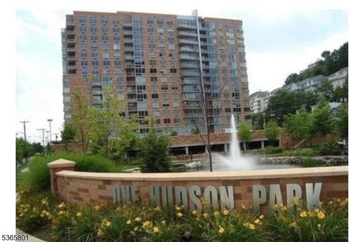 1611-1611 Hudson Park, Edgewater, NJ, 07020-1570 | Card Image