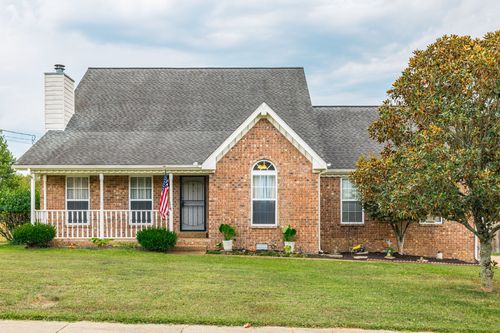 101 Victoria Ln E, Hendersonville, TN, 37075-2277 | Card Image