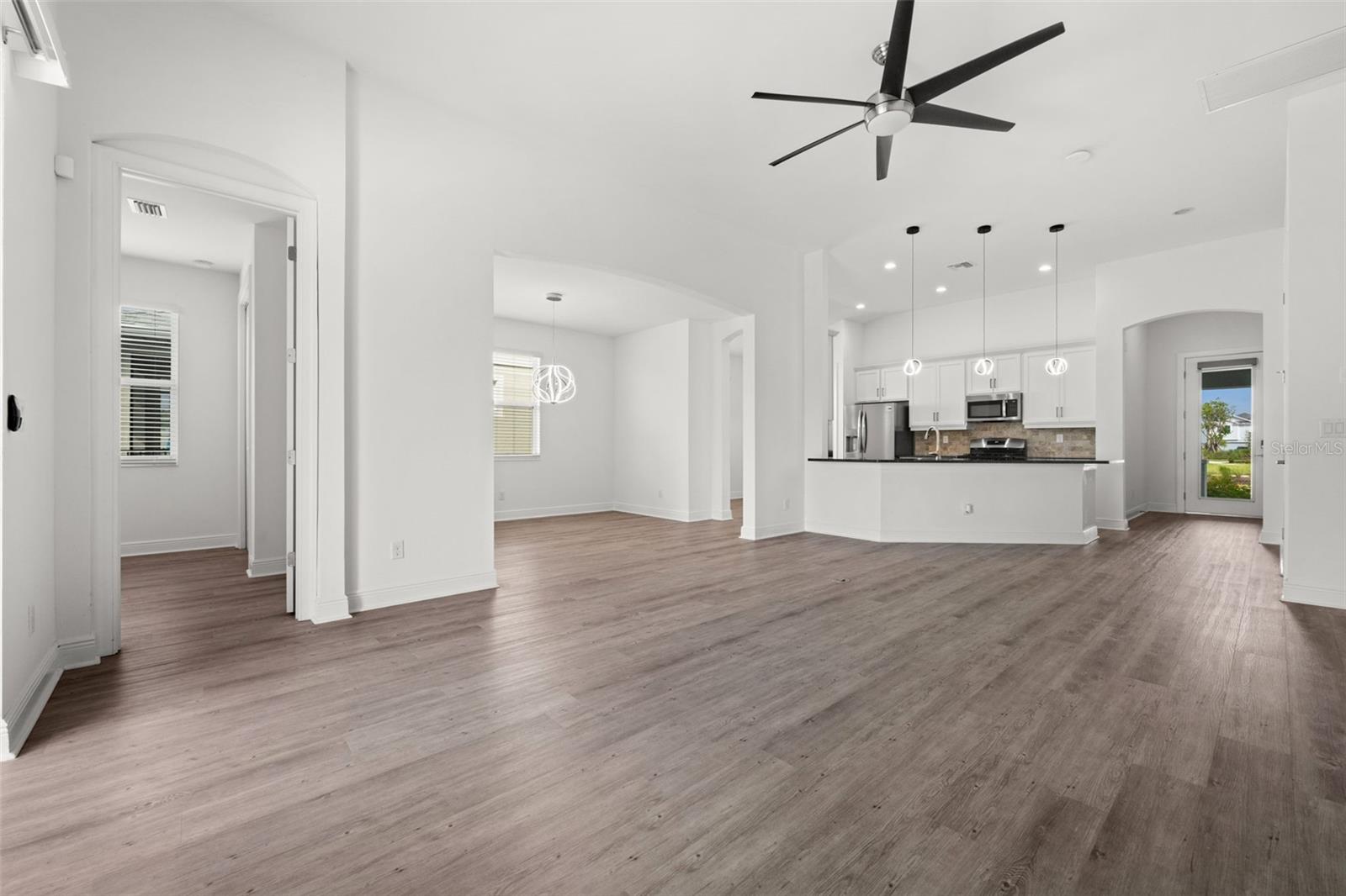 Residential in PUNTA GORDA 5