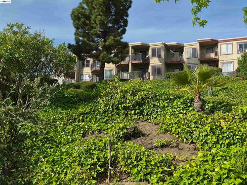 c-20980 Birch St, Cherryland, CA, 94541-1548 | Card Image