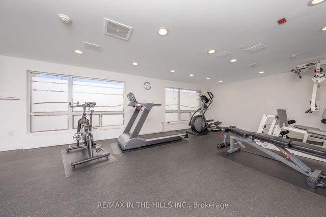 404 - 50 Port St E, Condo with 2 bedrooms, 2 bathrooms and null parking in Mississauga ON | Image 34