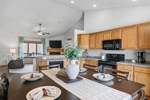 4229 Baybrook Dr, Janesville, WI, 53546-3547 | Card Image