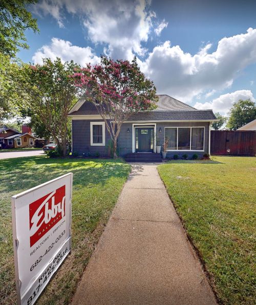 301 Forrest Ave, Cleburne, TX, 76033-5341 | Card Image