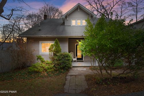 407 Wangum Ave, Hawley, PA, 18428-1355 | Card Image