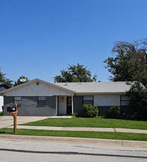 6924 Yorkston St, Watauga, TX, 76148-1965 | Card Image