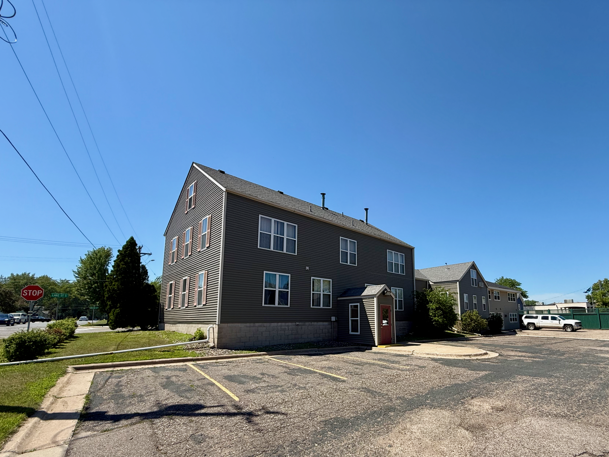 Commercial Lease in Forest Lake 5