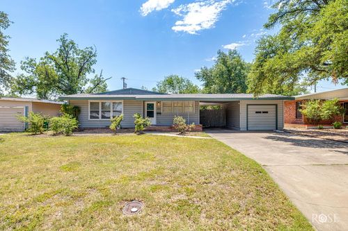 2821 W Twohig Ave, San Angelo, TX, 76901-3626 | Card Image