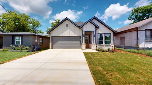 4755 Ramey Ave, Fort Worth, TX, 76105-3630 | Card Image