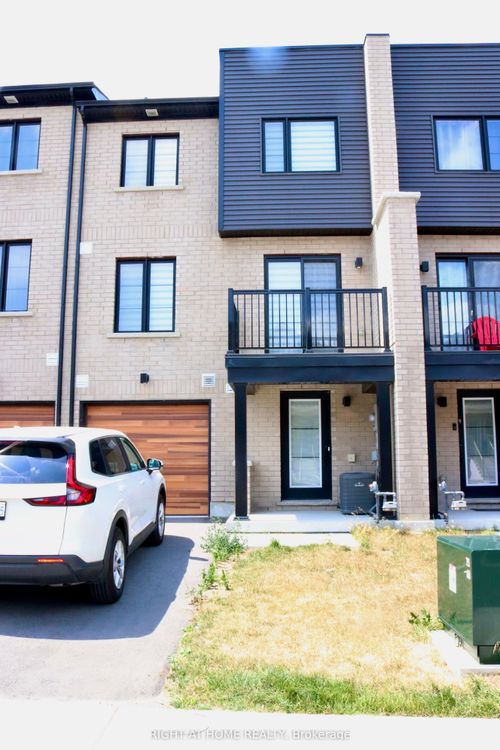 7 Wagon Lane, Barrie, ON, L9J0C2 | Card Image