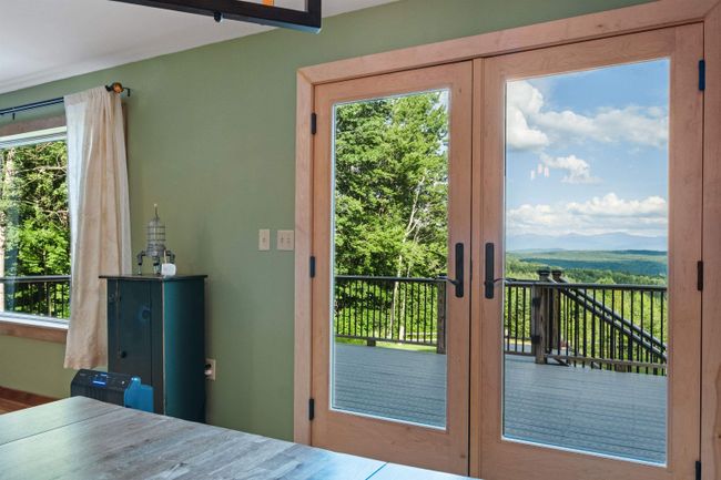 289 E Main St, House other with 3 bedrooms, 2 bathrooms and null parking in Lunenburg VT | Image 7
