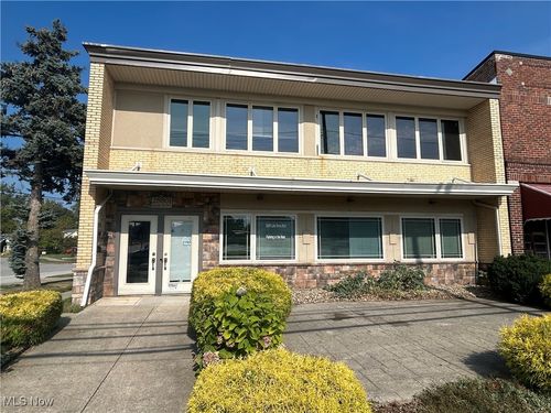 28801 Lake Shore Blvd, Willowick, OH, 44095-4654 | Card Image