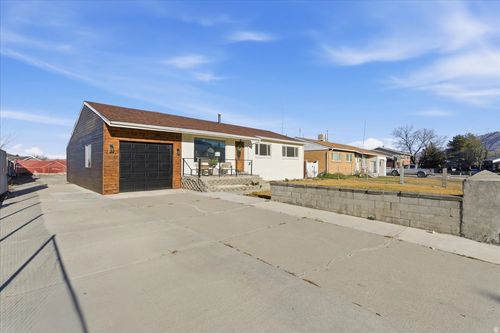 9886 S Antimony Ln, Sandy, UT, 84094-3920 | Card Image