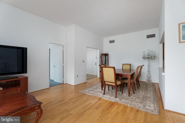 APT-2C - 1 Markham Rd, Condo with 2 bedrooms, 2 bathrooms and null parking in Princeton NJ | Image 4