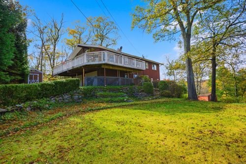 4 Alan Rd, Danbury, CT, 06810-8302 | Card Image