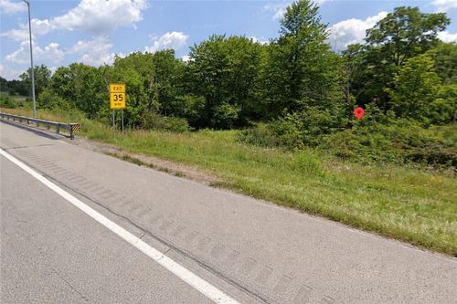 000 New Route 422, Shenango Twp, PA, 16105 | Card Image