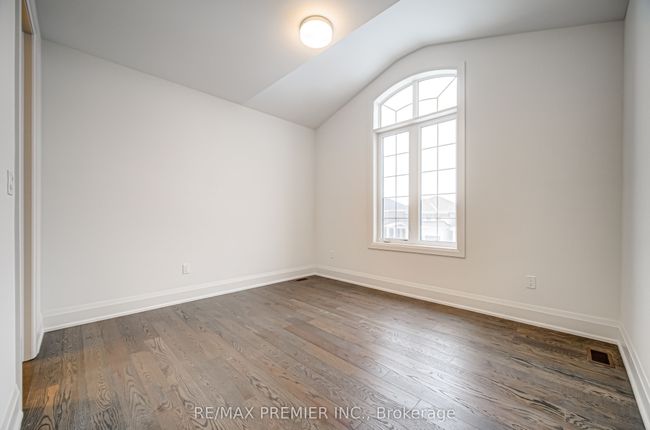 31 Bayberry Dr, House other with 4 bedrooms, 4 bathrooms and 4 parking in Tottenham ON | Image 40