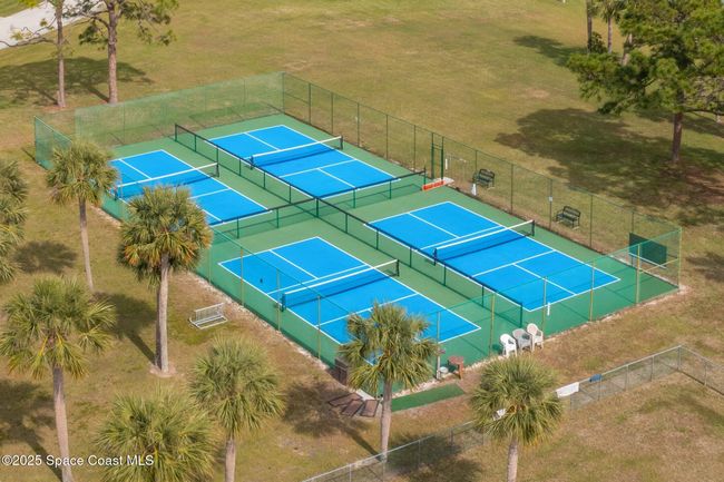 641 Hyacinth Cir, House other with 2 bedrooms, 2 bathrooms and null parking in Barefoot Bay FL | Image 60