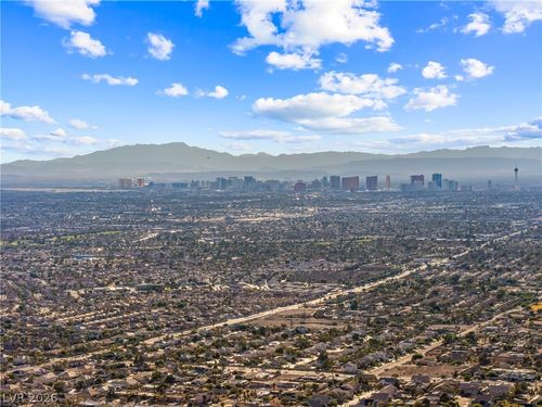 310 Peaceful St, Las Vegas, NV, 89110-5210 | Card Image
