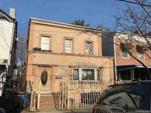 239 Warwick Street, New York, NY, 11207 | Card Image