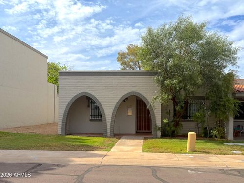 8331 E Valley Vista Dr, Scottsdale, AZ, 85250-5856 | Card Image