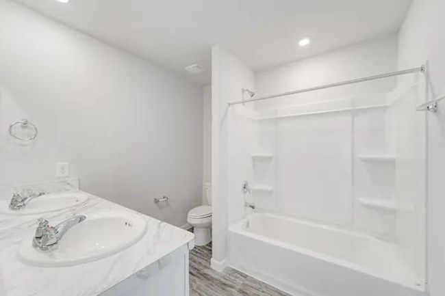 1004 Greenspointe Ave, House other with 4 bedrooms, 3 bathrooms and null parking in La Grange TX | Image 18