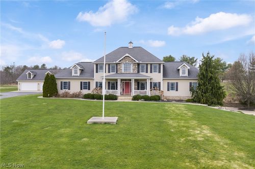 3457 17th St Sw, Massillon, OH, 44647-8201 | Card Image