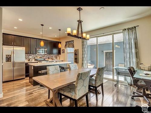 10522 S Topview Rd, South Jordan, UT, 84009-5708 | Card Image