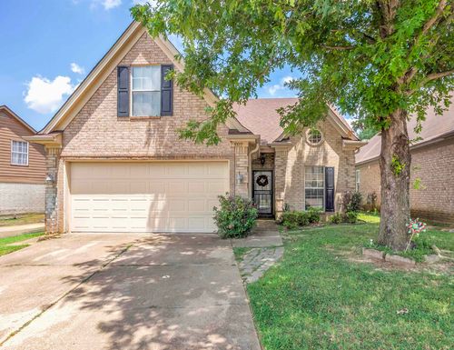 5577 Falling Bark Dr, Memphis, TN, 38134-6673 | Card Image