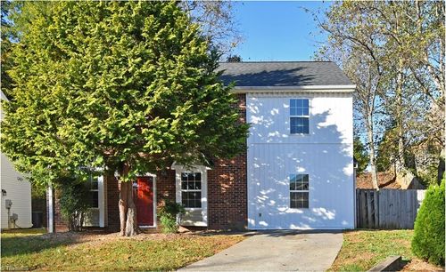 717 Pilgrim Ford Ct, Clemmons, NC, 27012-8392 | Card Image
