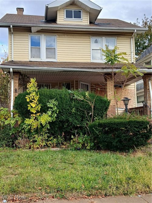 475 E 118th St, Cleveland, OH, 44108-1864 | Card Image