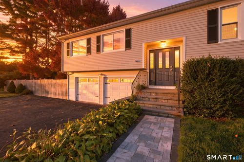 552 Long Hill Ave, Shelton, CT, 06484-4867 | Card Image