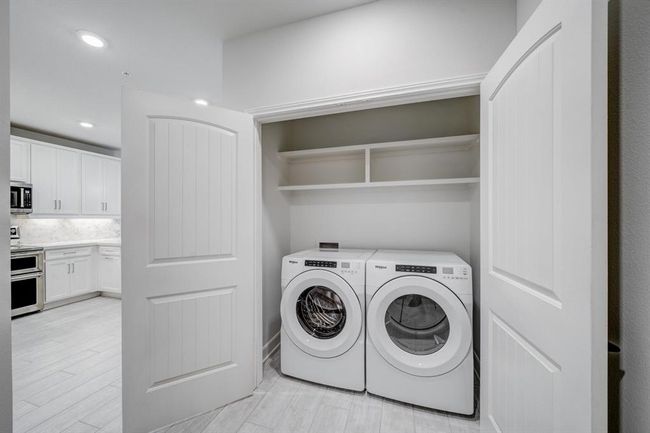 APT-1307 - 6804 Westview Dr, Townhouse with 3 bedrooms, 2 bathrooms and 1 parking in Houston TX | Image 24