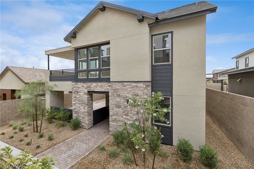 961 Golden Summit Avenue, Las Vegas, NV, 89138 | Card Image