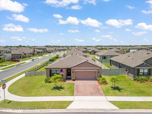 7202 Tigereye Way, Grant Valkaria, FL, 32949-8284 | Card Image