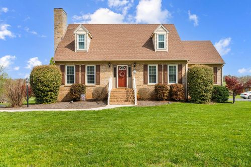 939 Alum Springs Rd, Forest, VA, 24551-3014 | Card Image