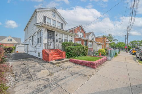 17131 103rd Rd, Jamaica, NY, 11433-1707 | Card Image