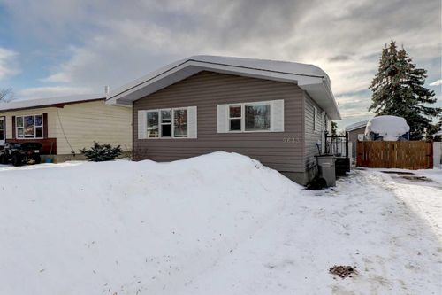 9633 113 Ave, Grande Prairie, AB, T8V1W4 | Card Image