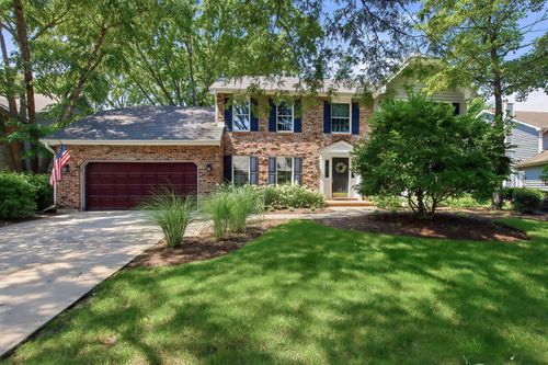 1419 Stevenson Dr, Libertyville, IL, 60048-2572 | Card Image