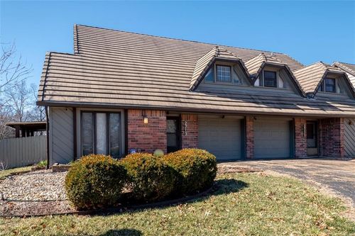 2713 W 24th Ter, Lawrence, KS, 66047-2822 | Card Image