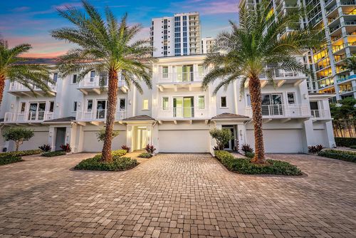 112 Water Club Ct N, North Palm Beach, FL, 33408-3727 | Card Image